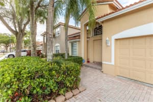 16310 Sapphire Dr 0 Weston, FL 33331 - MLS#A11948893