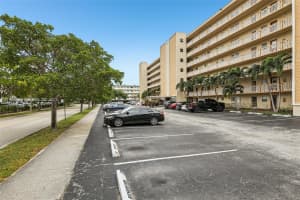 319 Ne 14th Ave 501 Hallandale Beach, FL 33009 - MLS#A11948896
