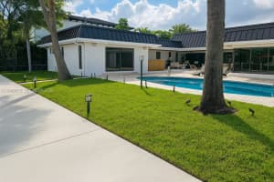 1201 Diplomat Pkwy Hollywood, FL 33019 - MLS#A11948910