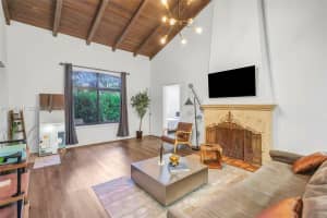 870 Ne 82nd St Miami, FL 33138 - MLS#A11948911