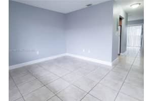 1519 W 42nd Pl 17 Hialeah, FL 33012 - MLS#A11948930