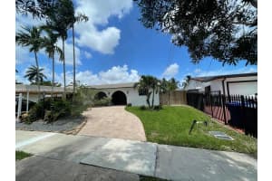 2827 Mckinley St 0 Hollywood, FL 33020 - MLS#A11948945