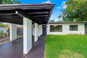 3071 Sw 2nd Ct Fort Lauderdale, FL 33312 - MLS#A11948989