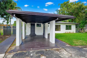 3071 Sw 2nd Ct Fort Lauderdale, FL 33312 - MLS#A11948989