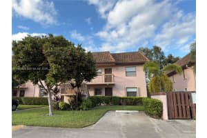 10453 Nw 11th St 206 Pembroke Pines, FL 33026 - MLS#A11949003