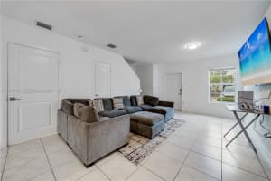 540 Ne 5th Ln Florida City, FL 33034 - MLS#A11949011