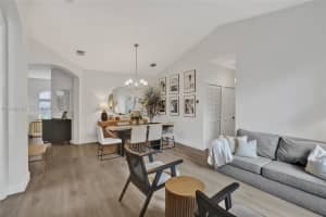 9046 Sw 160th Ter Palmetto Bay, FL 33157 - MLS#A11949019