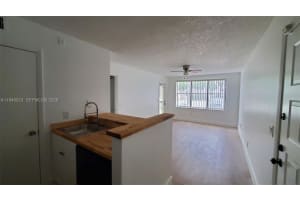 4581 W McNab Rd APT 15, Pompano Beach, FL 33069, - MLS#A11949023
