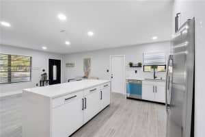 510 E Acre Dr Plantation, FL 33317 - MLS#A11949035