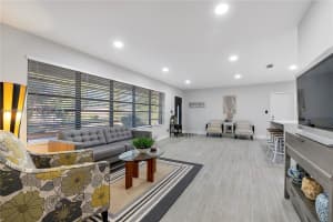 510 E Acre Dr Plantation, FL 33317 - MLS#A11949035