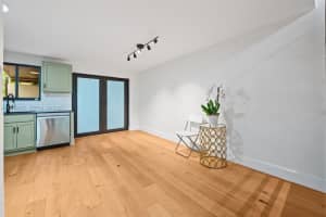 3076 Mcdonald St B Miami, FL 33133 - MLS#A11949036