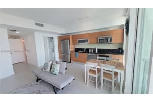 253 2nd St , Miami, FL 33132 - MLS#A11949037