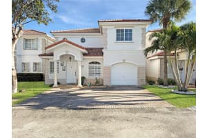 7355 Nw 173rd Dr 103, Hialeah