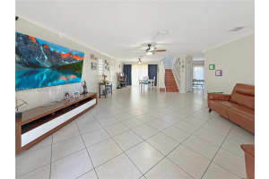 7355 Nw 173rd Dr 103 Hialeah, FL 33015 - MLS#A11949041