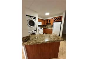 6045 Nw 186th St 320 Hialeah, FL 33015 - MLS#A11949056