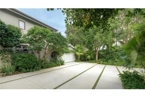 6840 Sunrise Pl Coral Gables, FL 33133 - MLS#A11949067