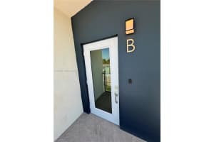 526 Nw 6th B Hallandale Beach, FL 33009 - MLS#A11949091