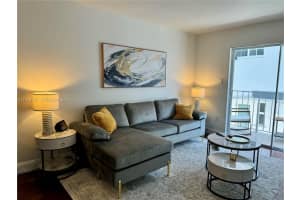 1615 Meridian Ave 203, Miami Beach