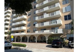 1455 N Treasure Dr 4p North Bay Village, FL 33141 - MLS#A11949133