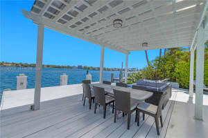 1405 Stillwater Dr Miami Beach, FL 33141 - MLS#A11949156