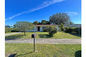 13025 Nw 21st Ave, Miami