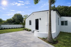 120 Nw 16th St Fort Lauderdale, FL 33311 - MLS#A11949352