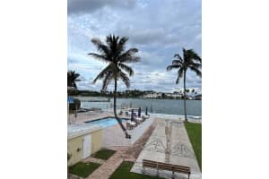 2508 Bay Dr 12 Pompano Beach, FL 33062 - MLS#A11949367