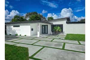 10525 Sw 112th St, Miami