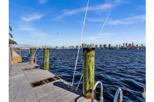 16565 Ne 26th Ave 4e North Miami Beach, FL 33160 - MLS#A11949372