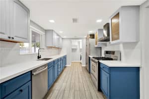 463 E 61st St, Hialeah