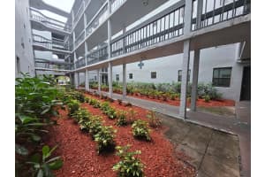 1880 N Congress Ave 104 West Palm Beach, FL 33401 - MLS#A11949414