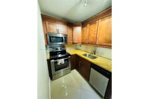 4717 NW 7th St Apt 308-10, Miami, FL 33126, - MLS#A11949417