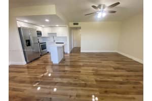 551 Sw 135th Ave 406b Pembroke Pines, FL 33027 - MLS#A11949427