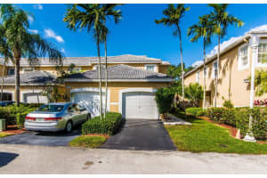 1911 Madeira Dr 1911 Weston, FL 33327 - MLS#A11949432