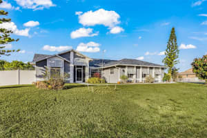 211 47th St, Cape Coral