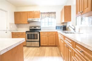 5807 Sw 41st St South Miami, FL 33155 - MLS#A11949448