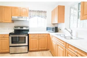 5807 Sw 41st St South Miami, FL 33155 - MLS#A11949448