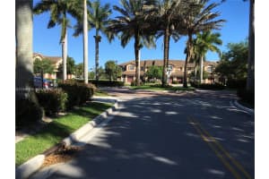 3338 Lakeside Dr 50 Davie, FL 33328 - MLS#A11949469