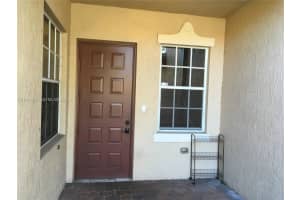 3338 Lakeside Dr 50 Davie, FL 33328 - MLS#A11949469