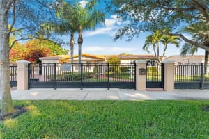 9461 Sw 31st Ter Miami, FL 33165 - MLS#A11949479