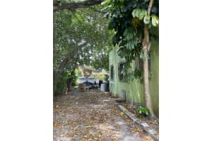 1120 Nw 31st St Miami, FL 33127 - MLS#A11949489