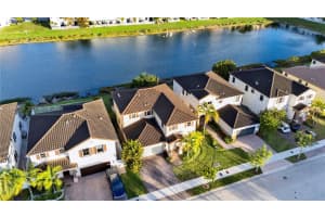 9411 W 35th Ave Hialeah, FL 33018 - MLS#A11949500