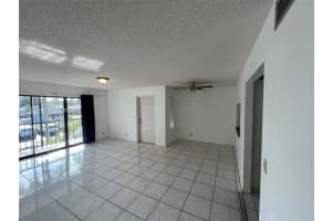 1001 Green Pine Blvd H2 West Palm Beach, FL 33409 - MLS#A11949508