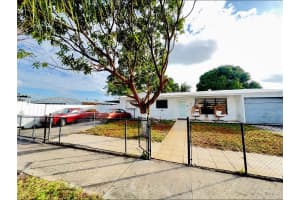 4910 Nw 173rd St Miami Gardens, FL 33055 - MLS#A11949529