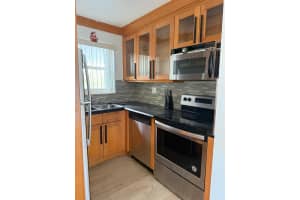 100 Fontainebleau Blvd 403 Miami, FL 33172 - MLS#A11949531