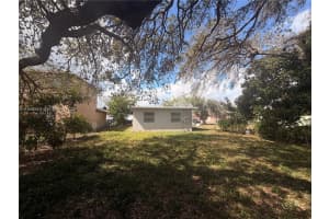 634 Nw 12th Ave 1 Fort Lauderdale, FL 33311 - MLS#A11949543