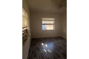 634 Nw 12th Ave 1 Fort Lauderdale, FL 33311 - MLS#A11949543