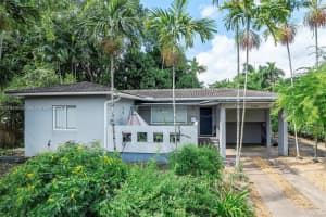 12660 Griffing Blvd North Miami, FL 33161 - MLS#A11949549