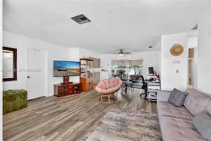 1261 Se Mendavia Ave Port Saint Lucie, FL 34952 - MLS#A11949559