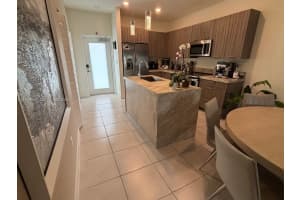 4636 Nw 84th Ave 32 Doral, FL 33166 - MLS#A11949569